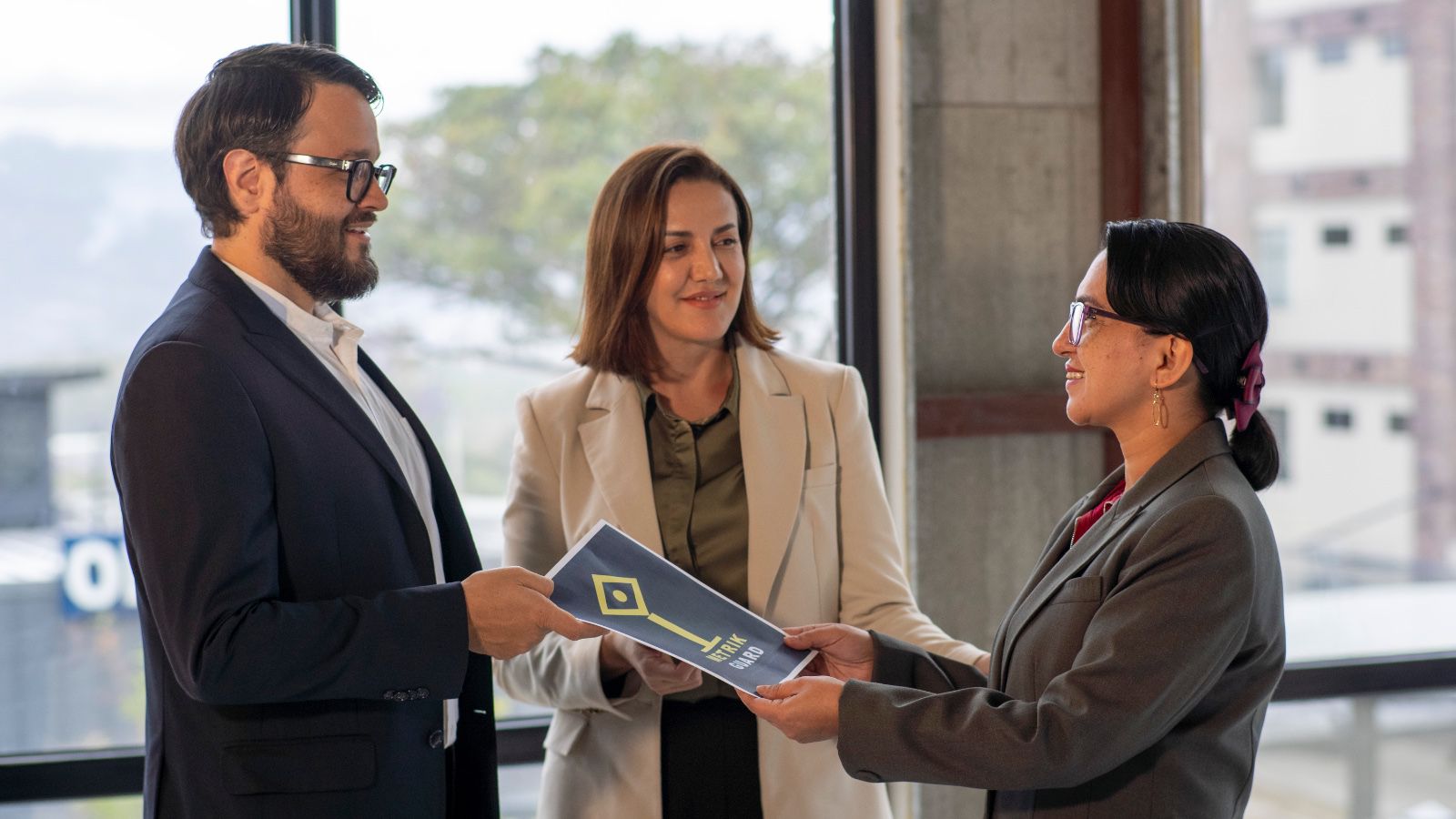 Reunión de consultoría con clientes